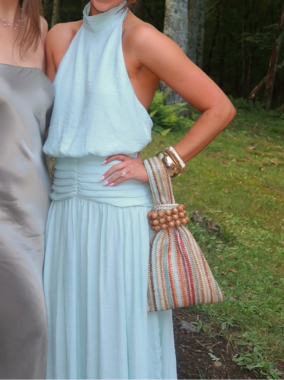 dolce vita carey woven raffia clutch